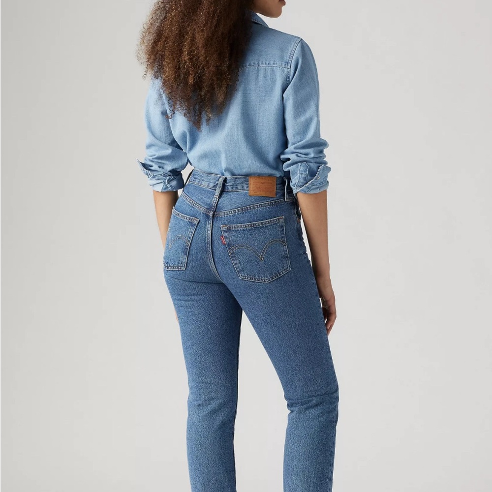 Levi's High Rise Blue Jeans for Women